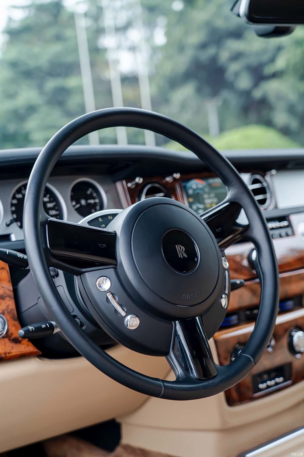 Rolls-Royce Phantom, 2011 17