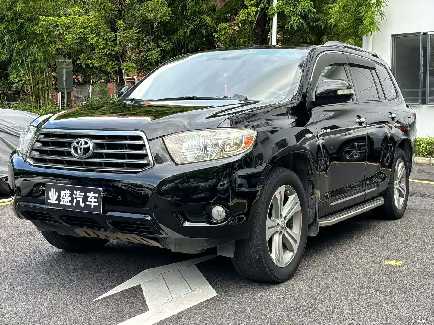 Toyota Highlander, 2011 1
