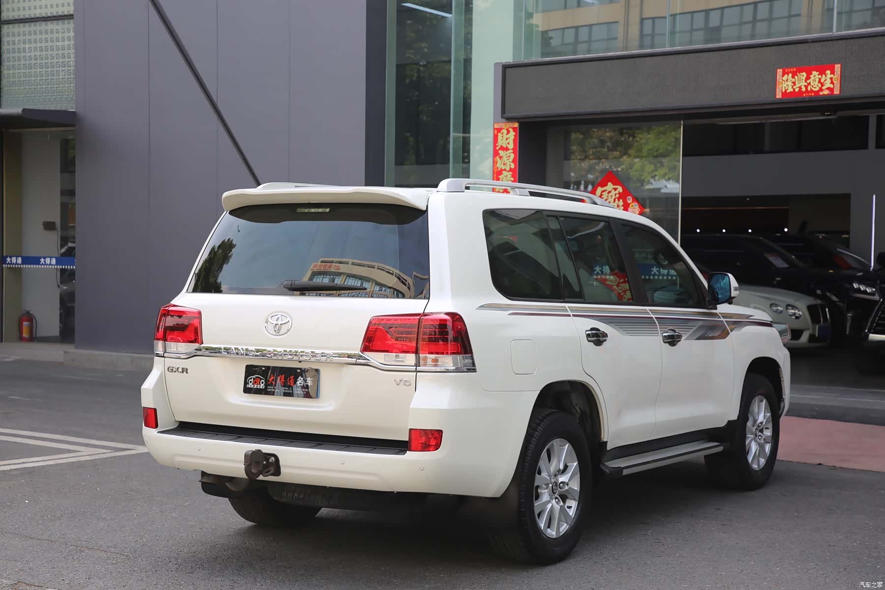 Toyota Land Cruiser, 2019 3