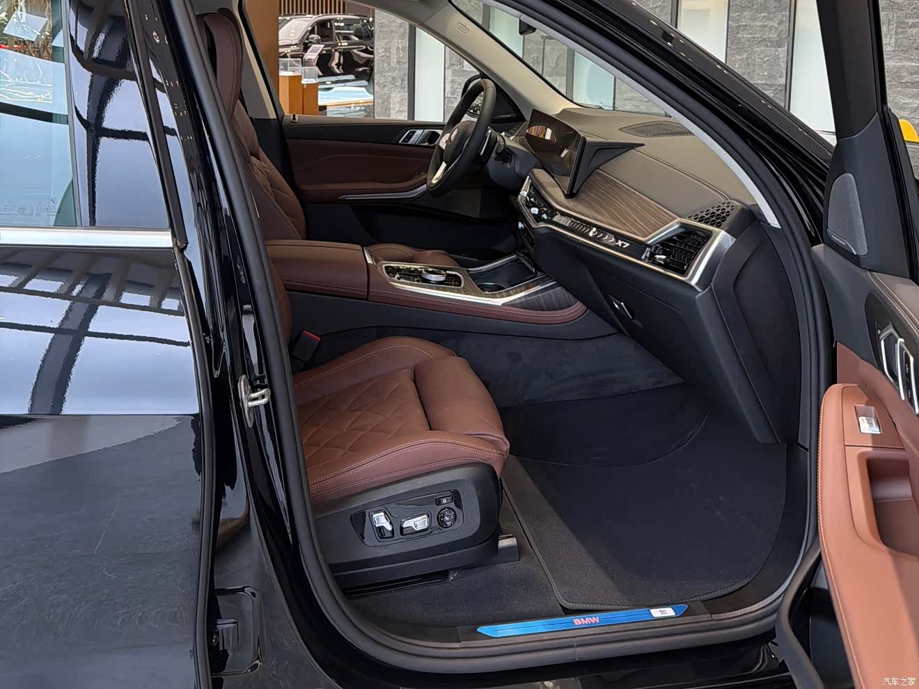 BMW X7, 1900 4