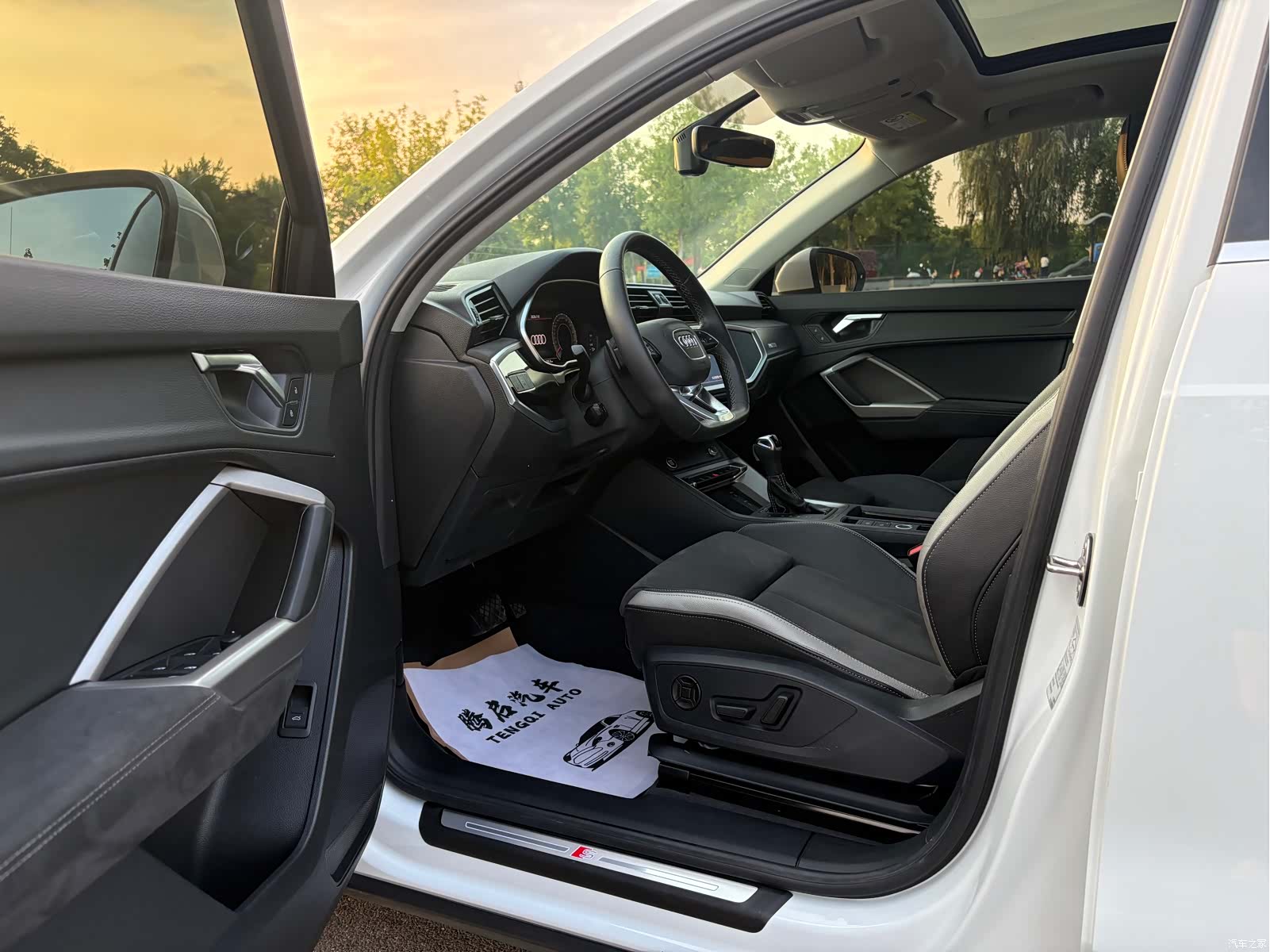 Audi Q3, 2022 8