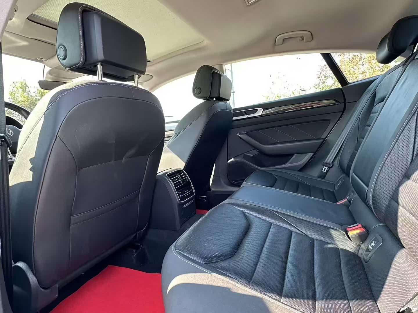 Volkswagen CC, 2023 все фото