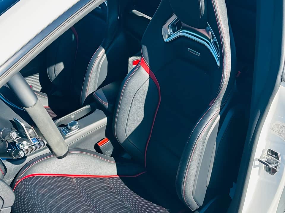 Mercedes-Benz CLA AMG