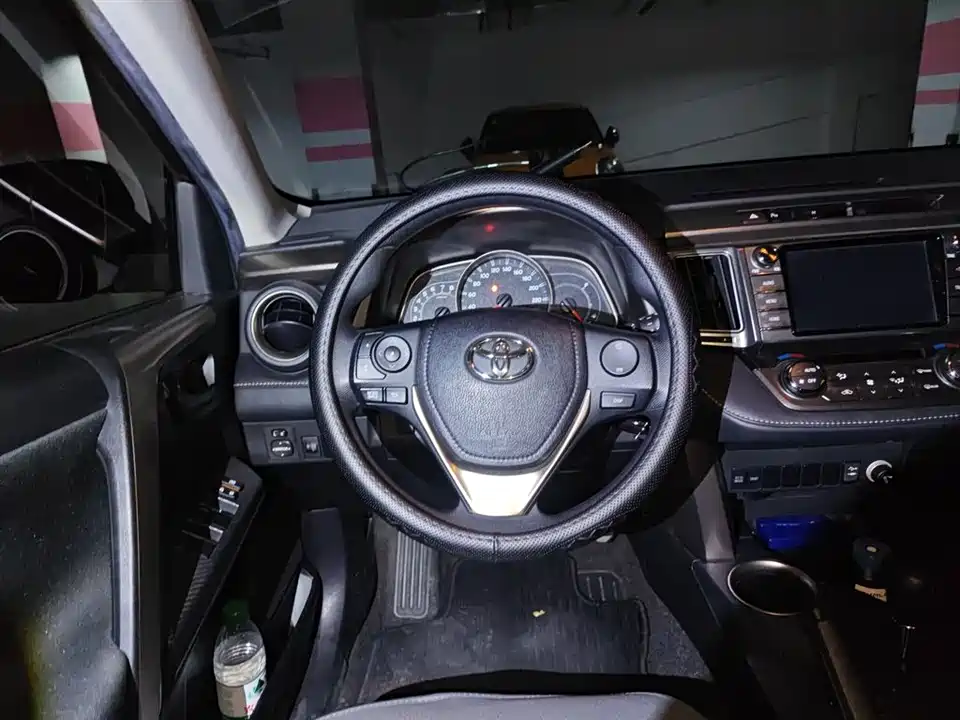 Toyota RAV4 Rongfang