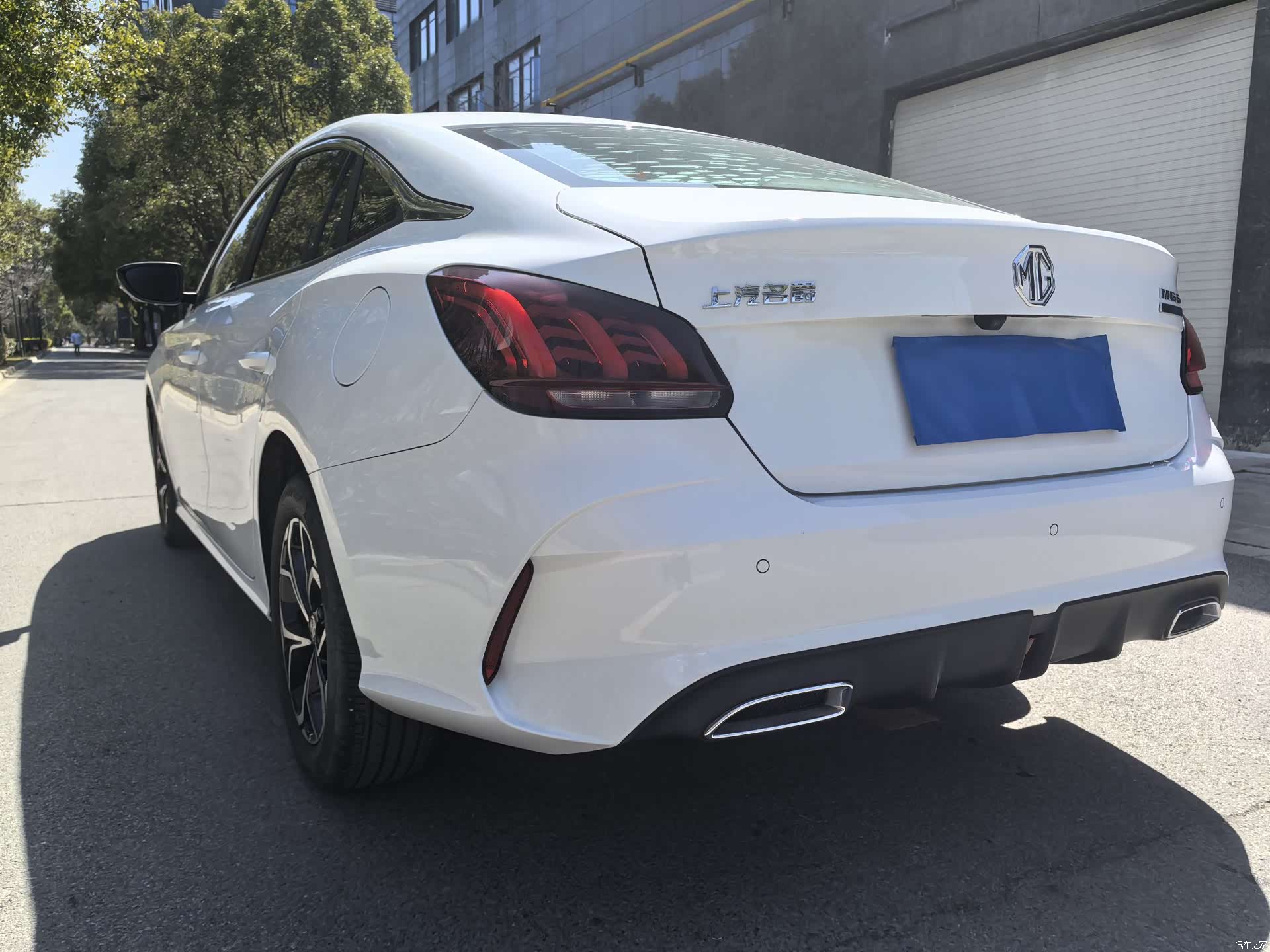 MG MG5, 2023 10