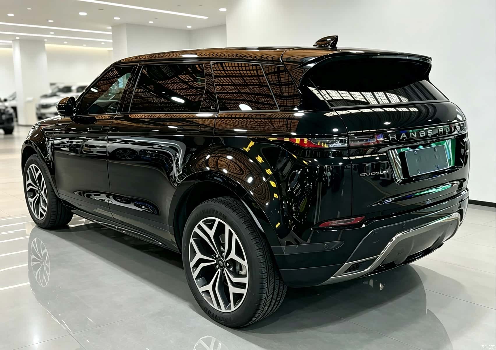 Land Rover Range Rover, 2024 3