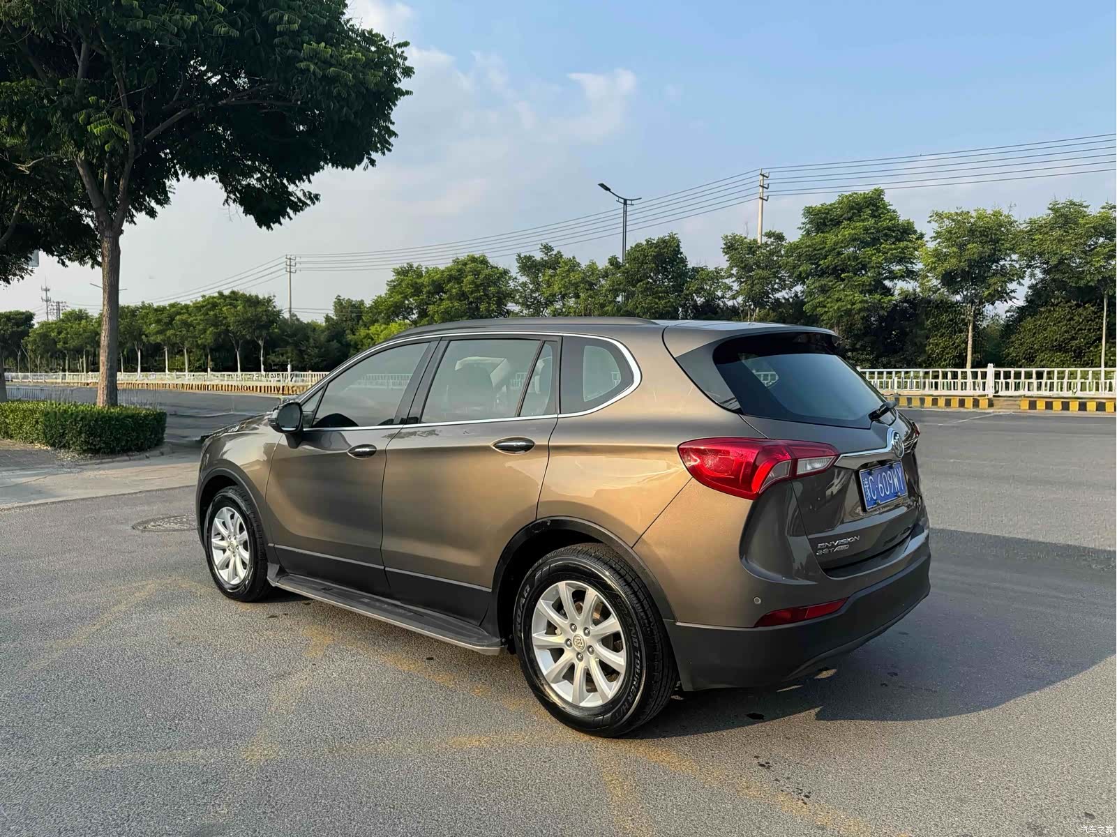 Buick Envision Plus, 2018 3