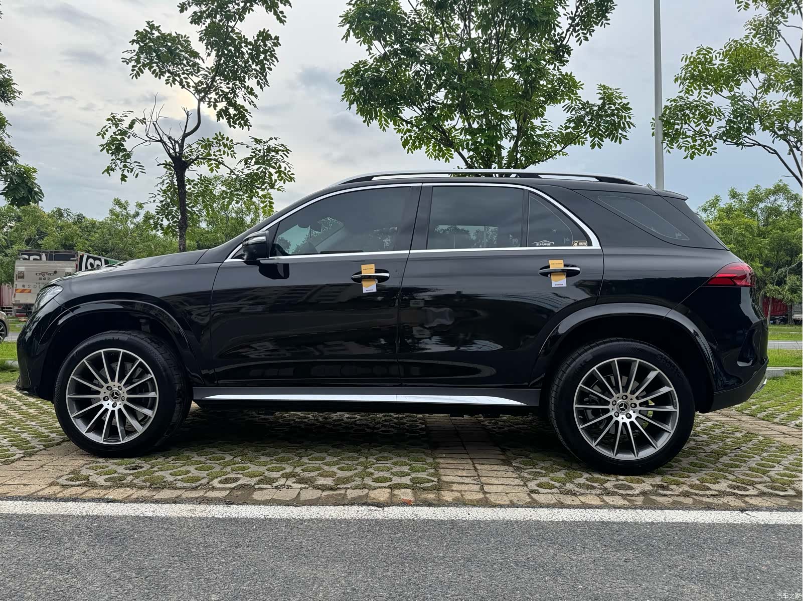 Mercedes-Benz GLE, 2024 8