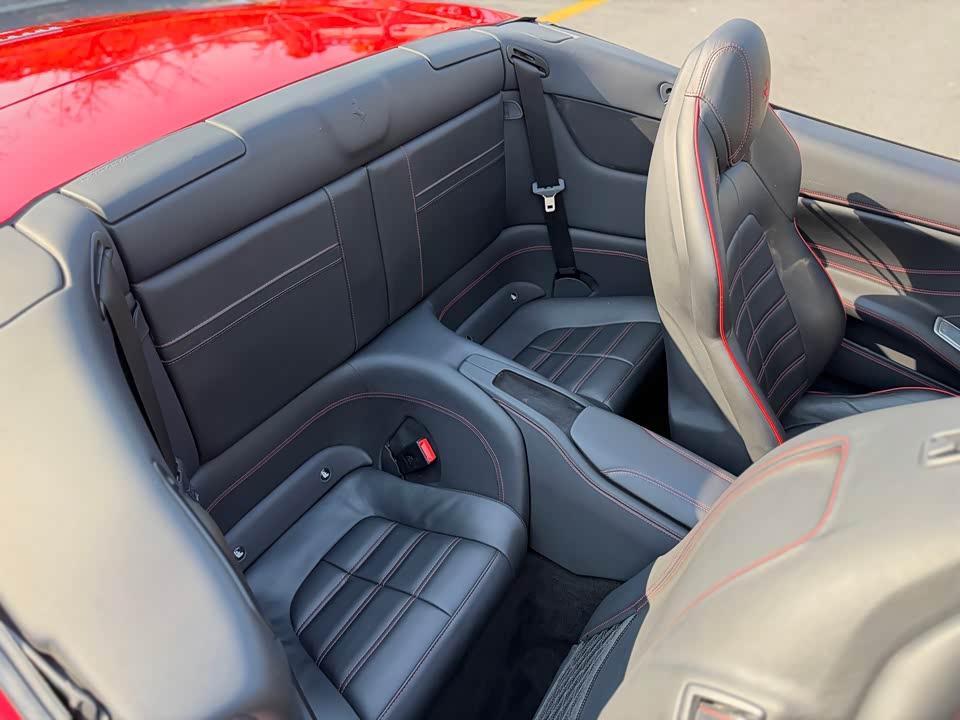 Ferrari California T