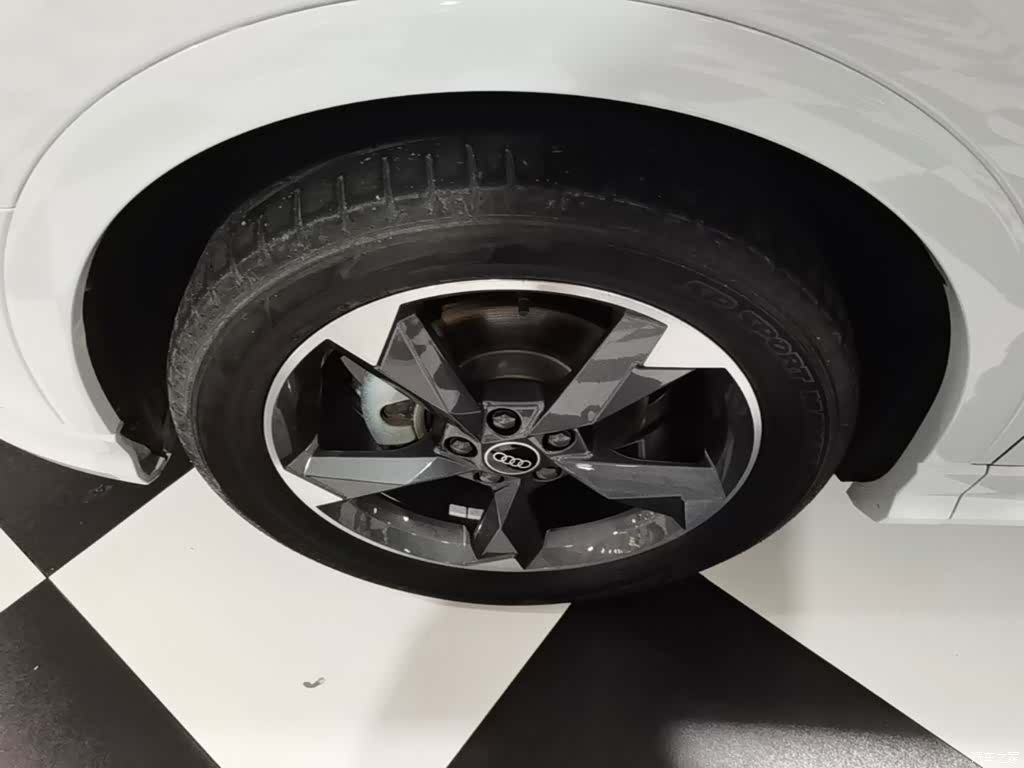 Audi Q3, 2021 23