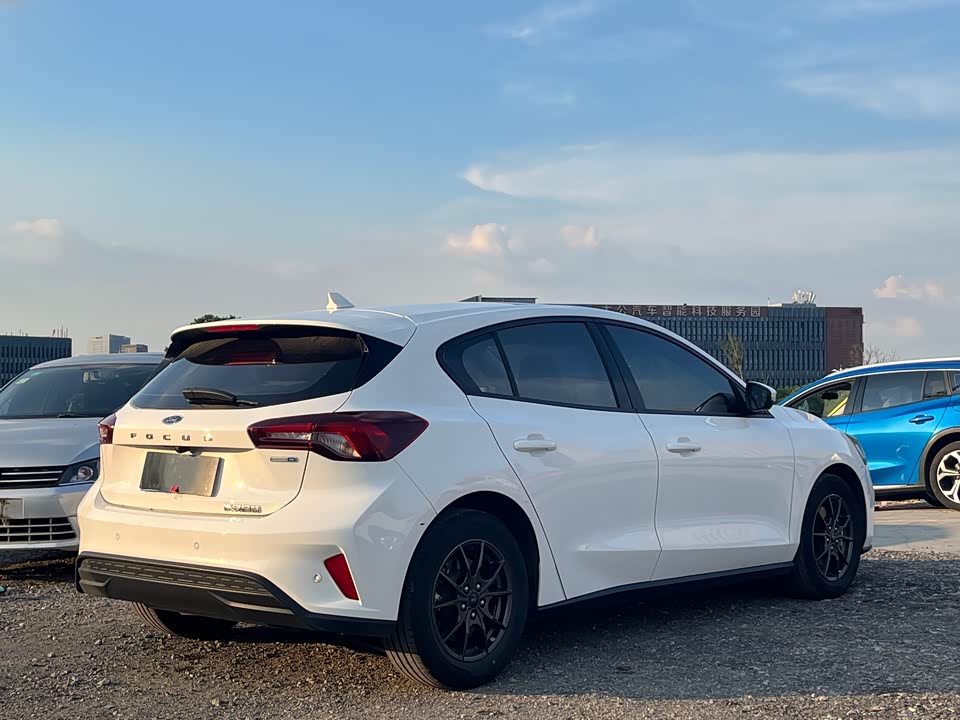 Ford Fox