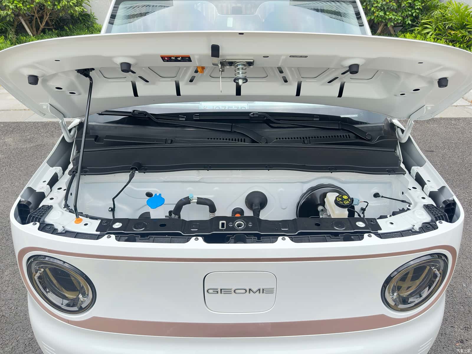 Geely Panda, 2024 23