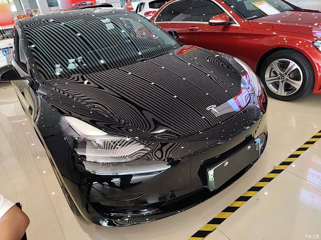 Tesla Model 3, 2021 4