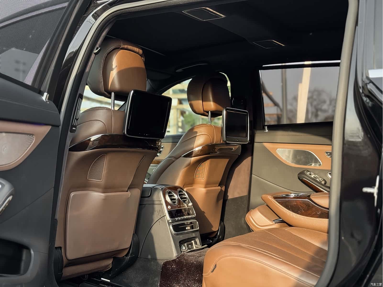 Maybach S-Class, 2015 12