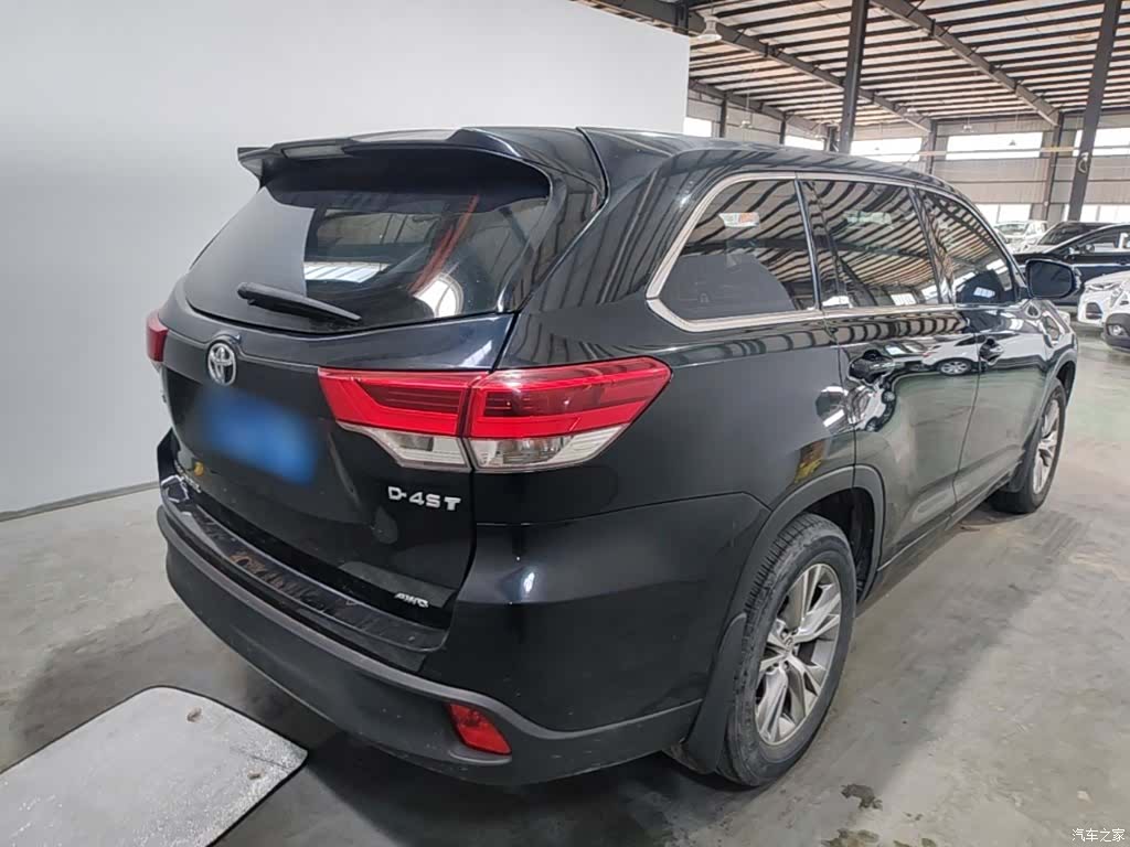 Toyota Highlander, 2021 все фото