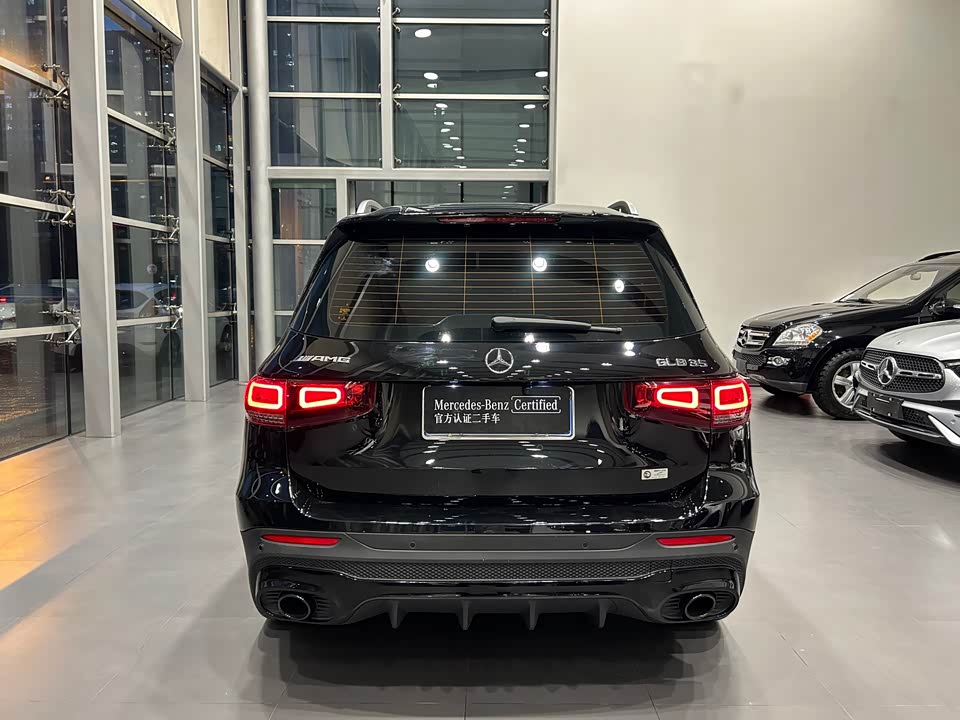 Mercedes-Benz GLB Mercedes-Benz GLB