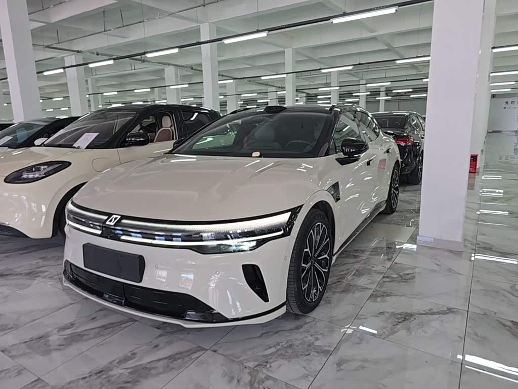 Zeekr 007GT