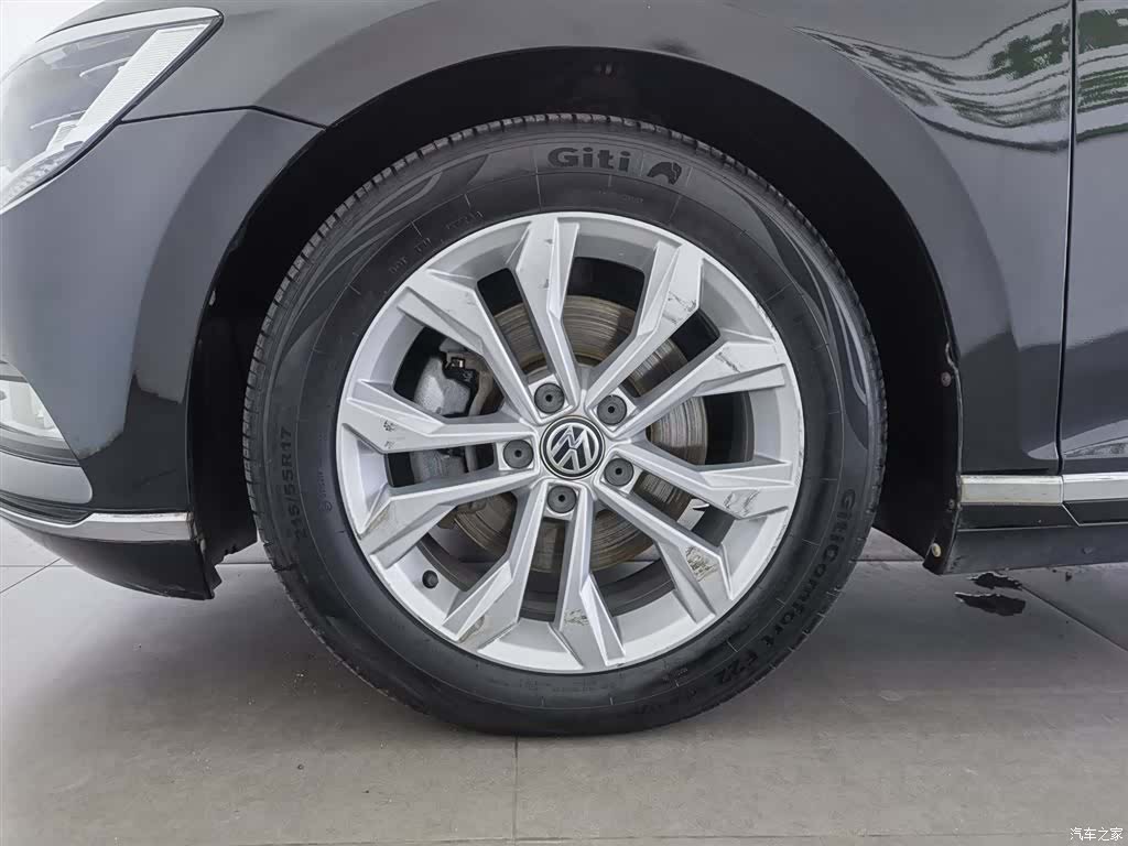 Volkswagen Magotan, 2017 17