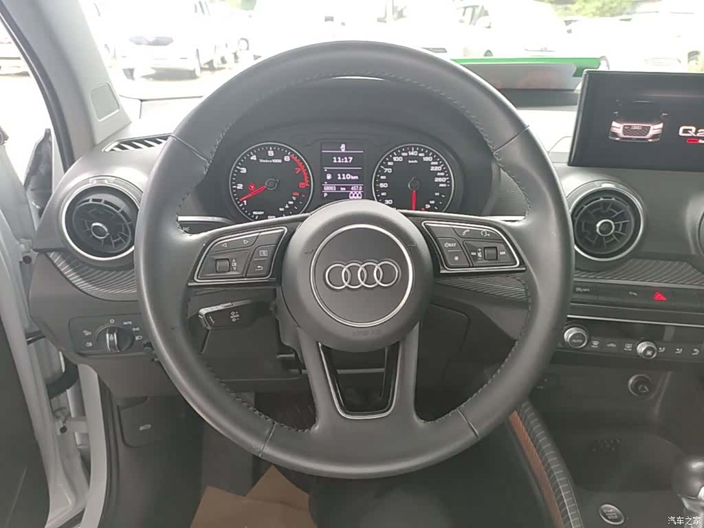 Audi Q2L, 2021 11