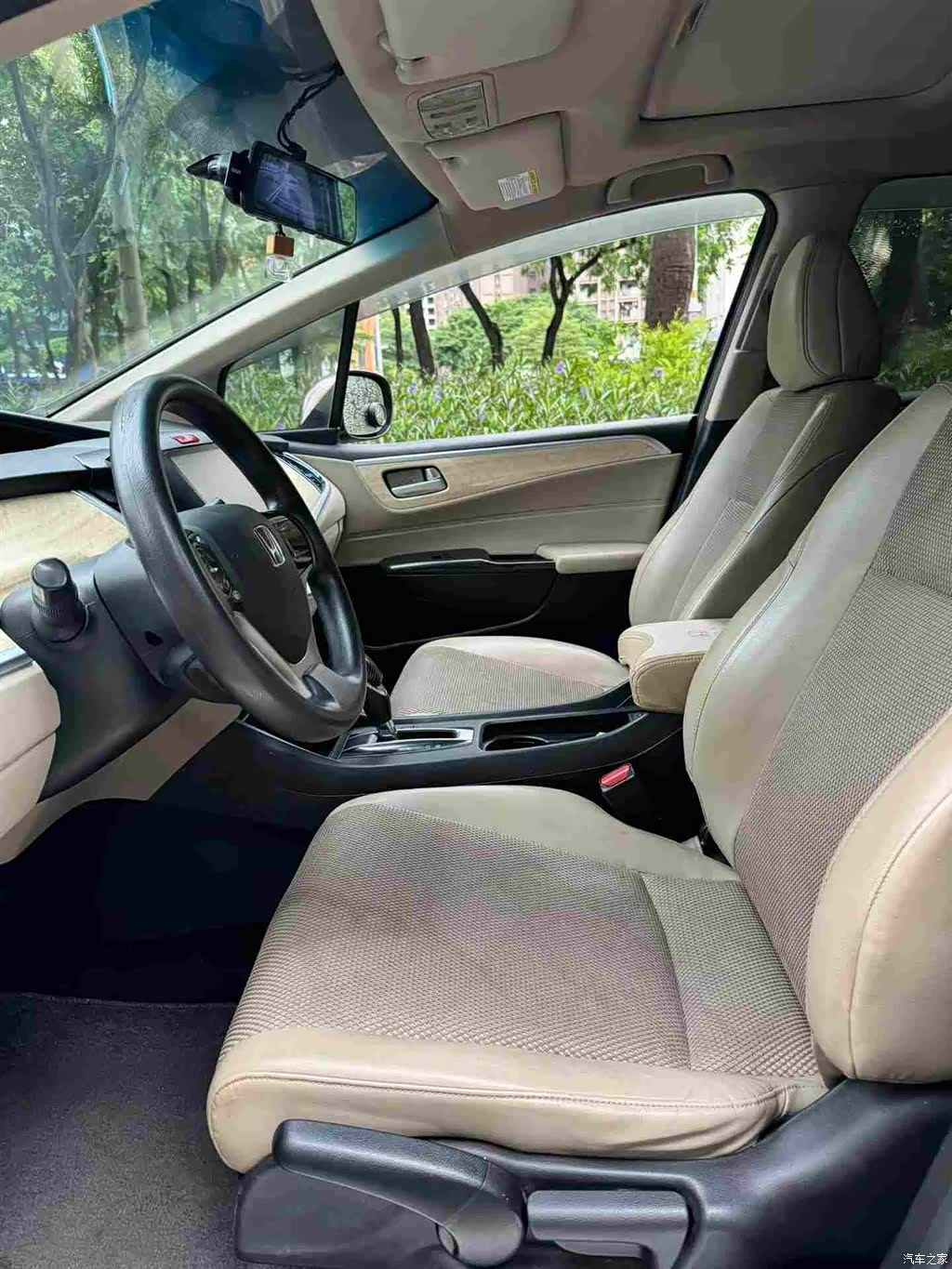 Honda Jade, 2016 9