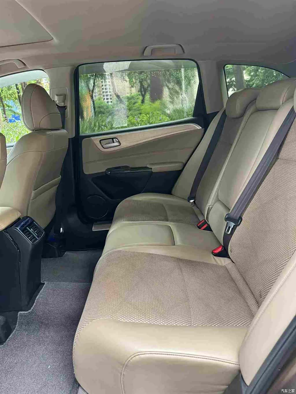 Honda Jade, 2016 10