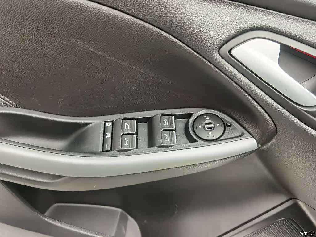 Ford Focus, 2016 9