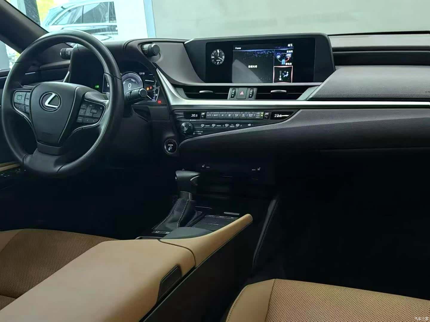 Lexus ES, 2020 6
