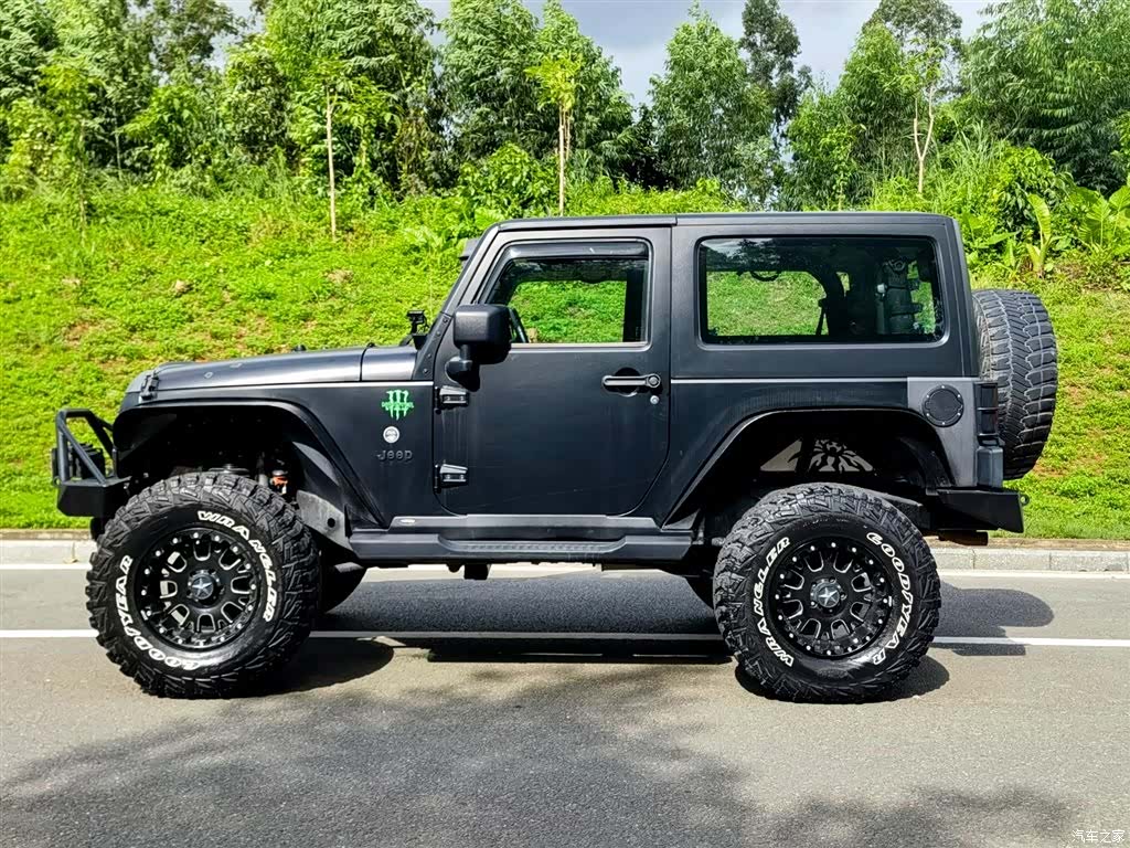Jeep Wrangler, 2011 4