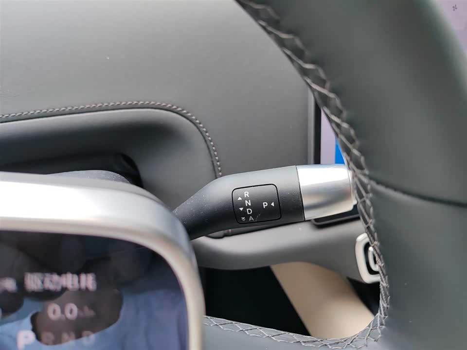 Li Auto Ideal L6