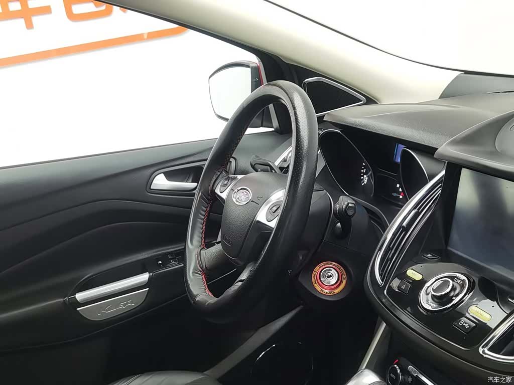 Ford Kuga, 2014 22