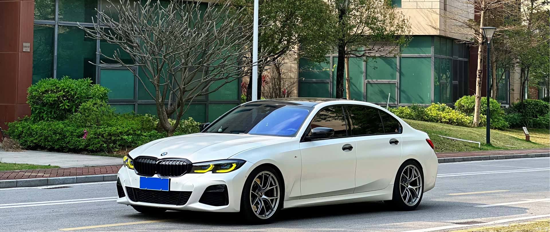 BMW 3 Series, 2019 1