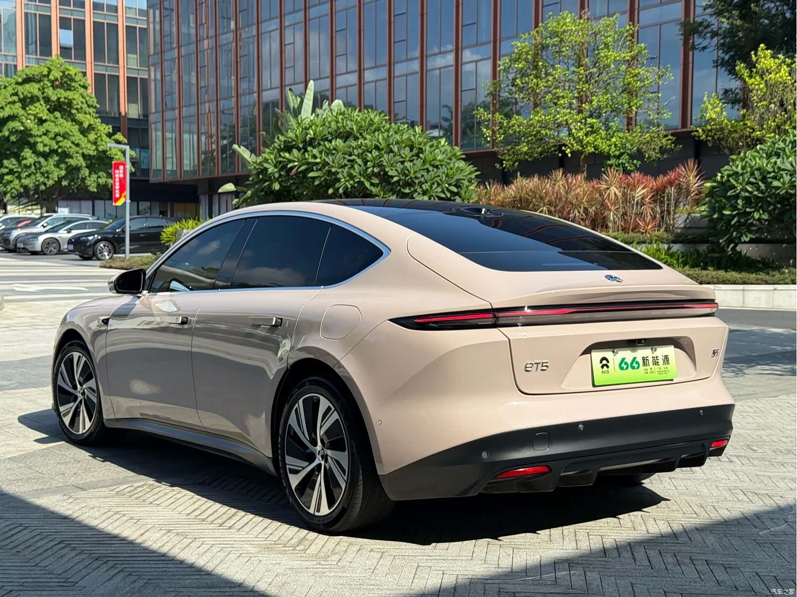 NIO ET5, 2024 все фото