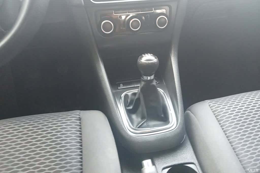 Volkswagen Golf, 2012 16