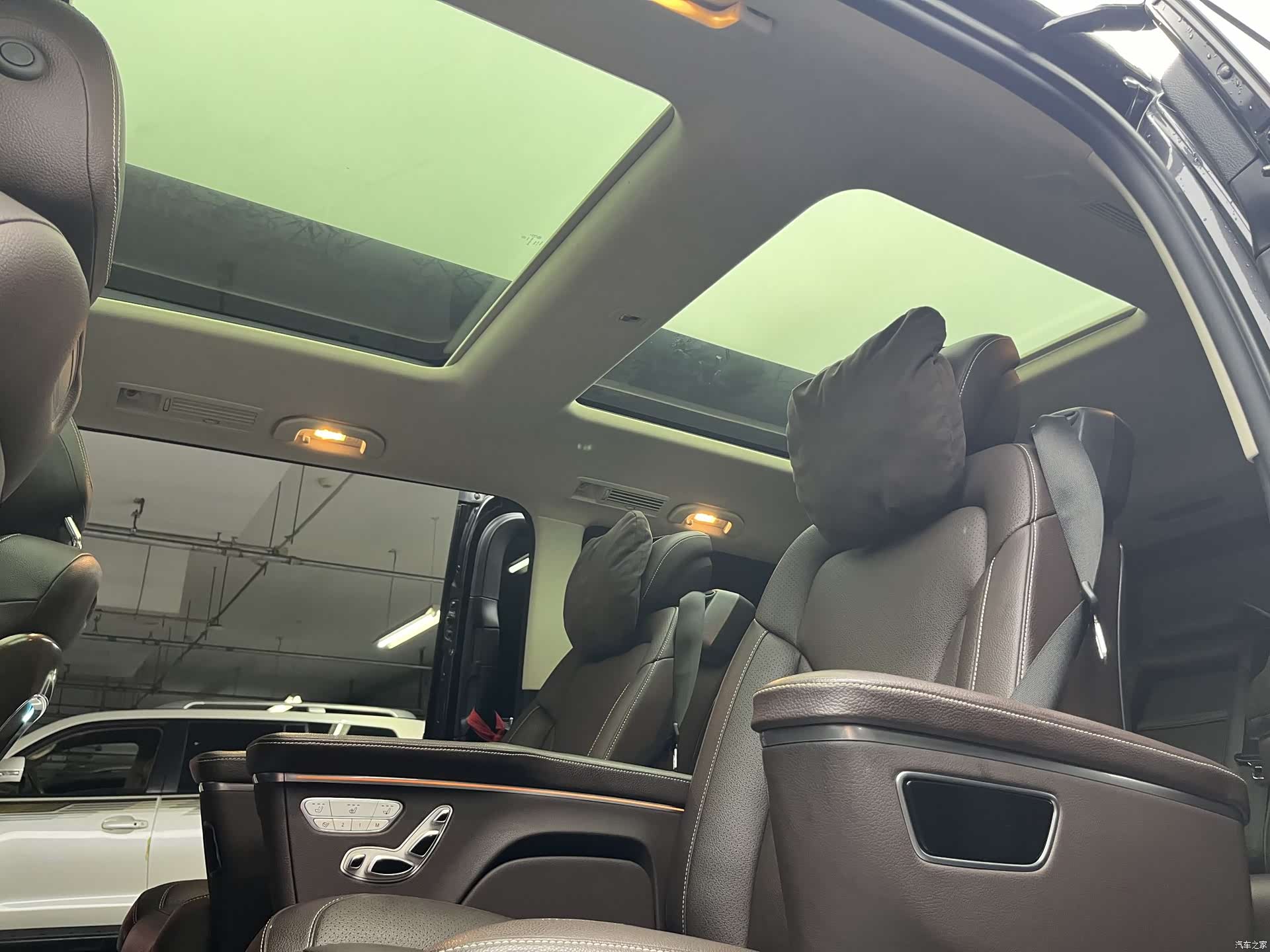 Mercedes-Benz V-Class, 2021 25