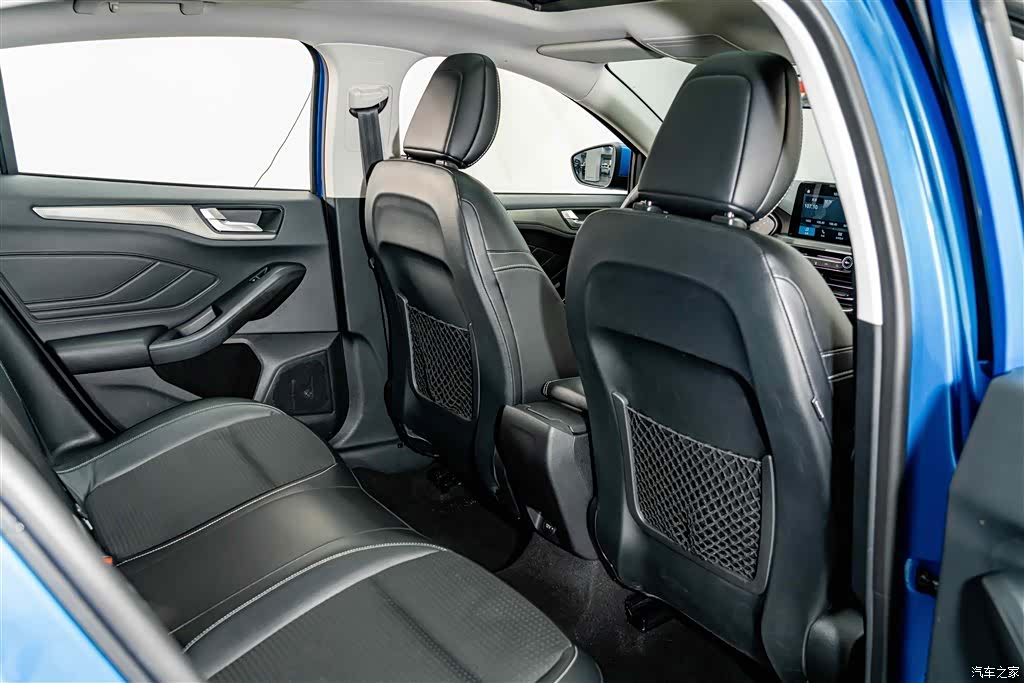 Ford Focus, 2019 21