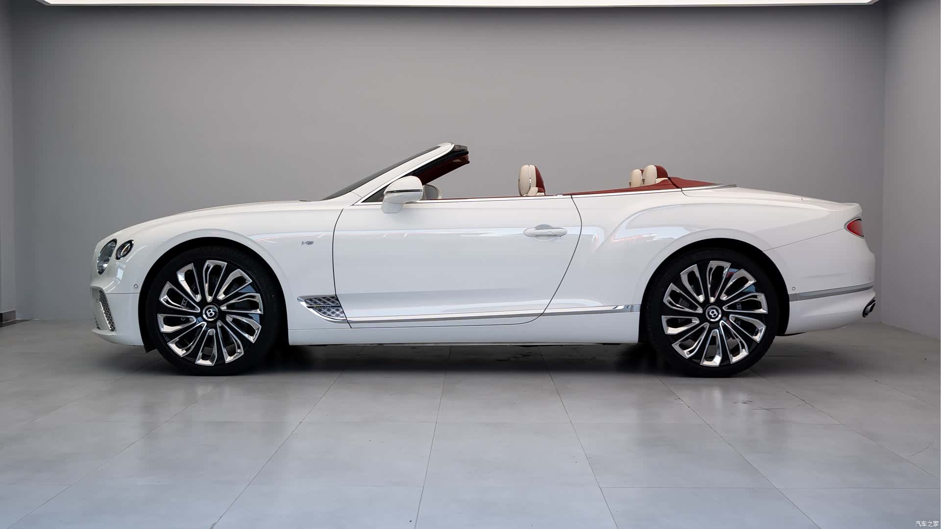 Bentley Continental GT, 2021 все фото