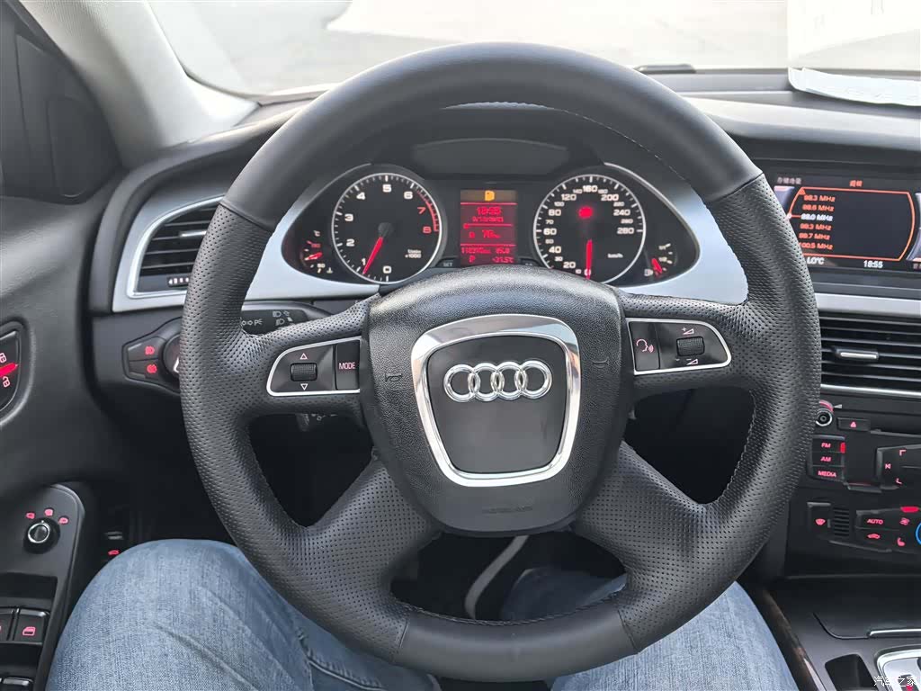 Audi A4L, 2012 19
