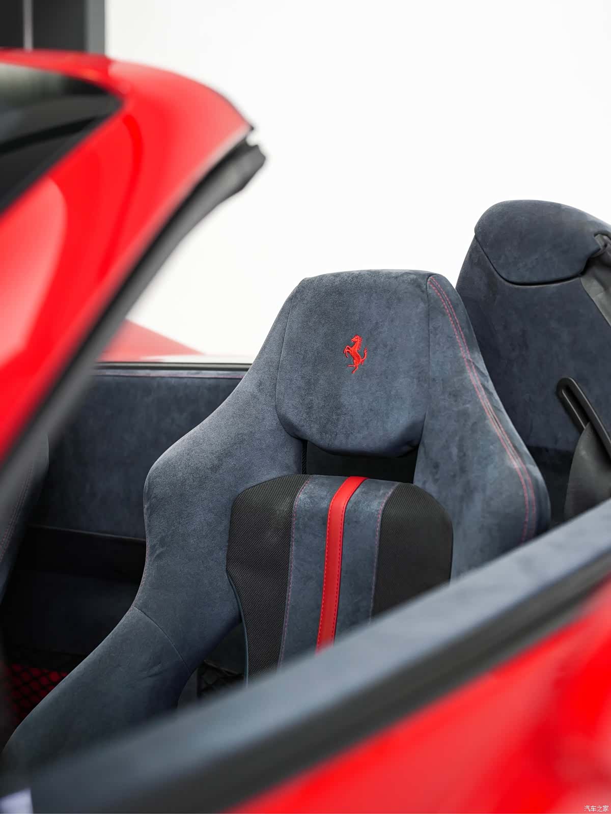 Ferrari 488, 2019 26