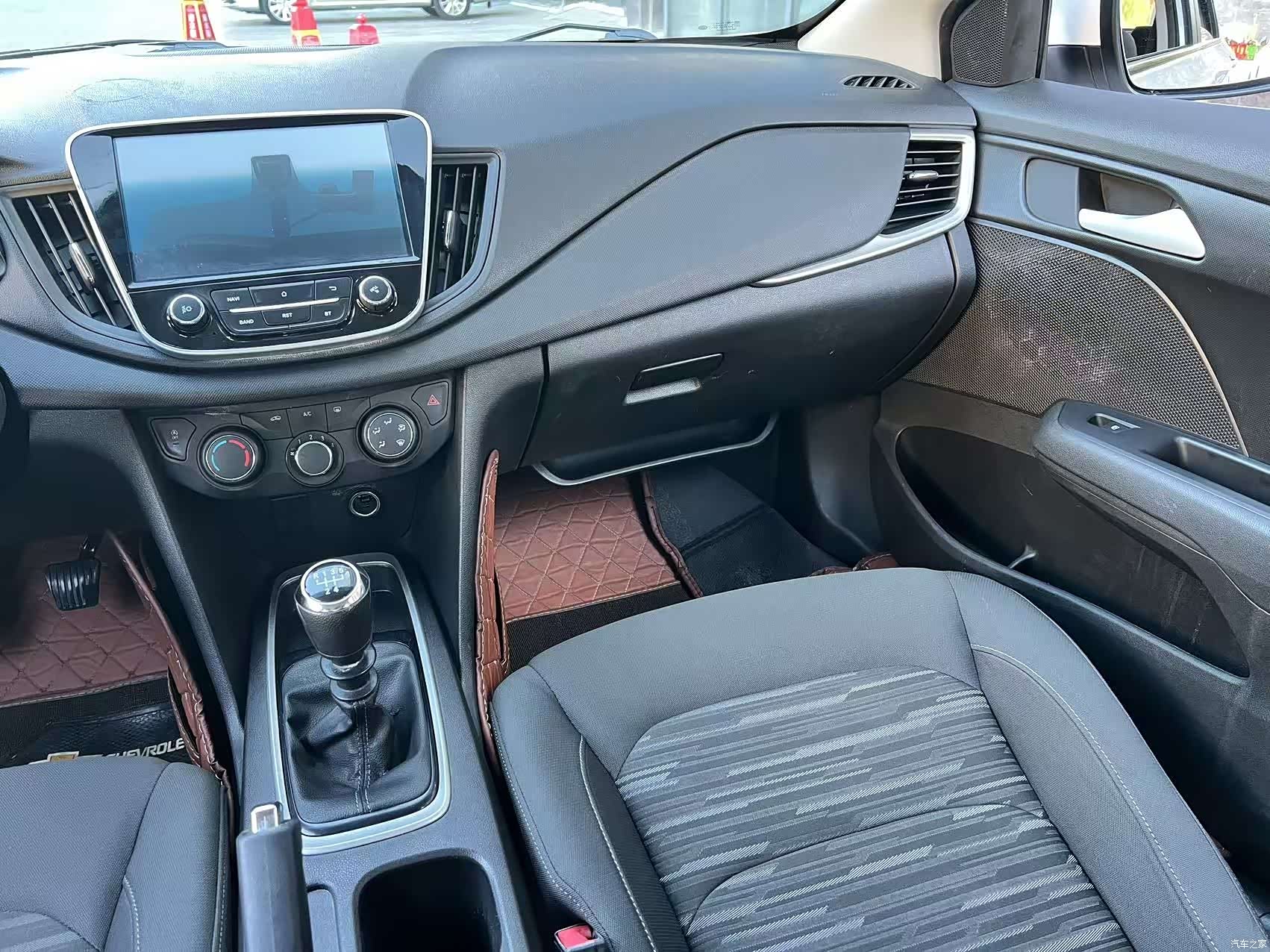 Chevrolet 320, 2018 11