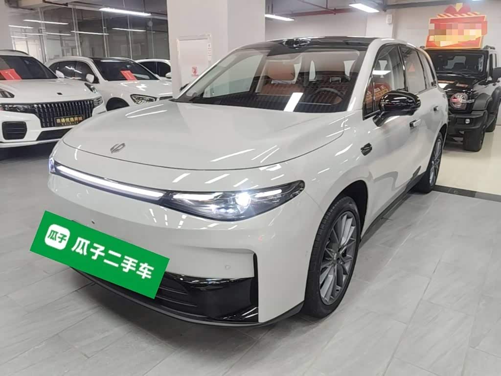 Leapmotor C10