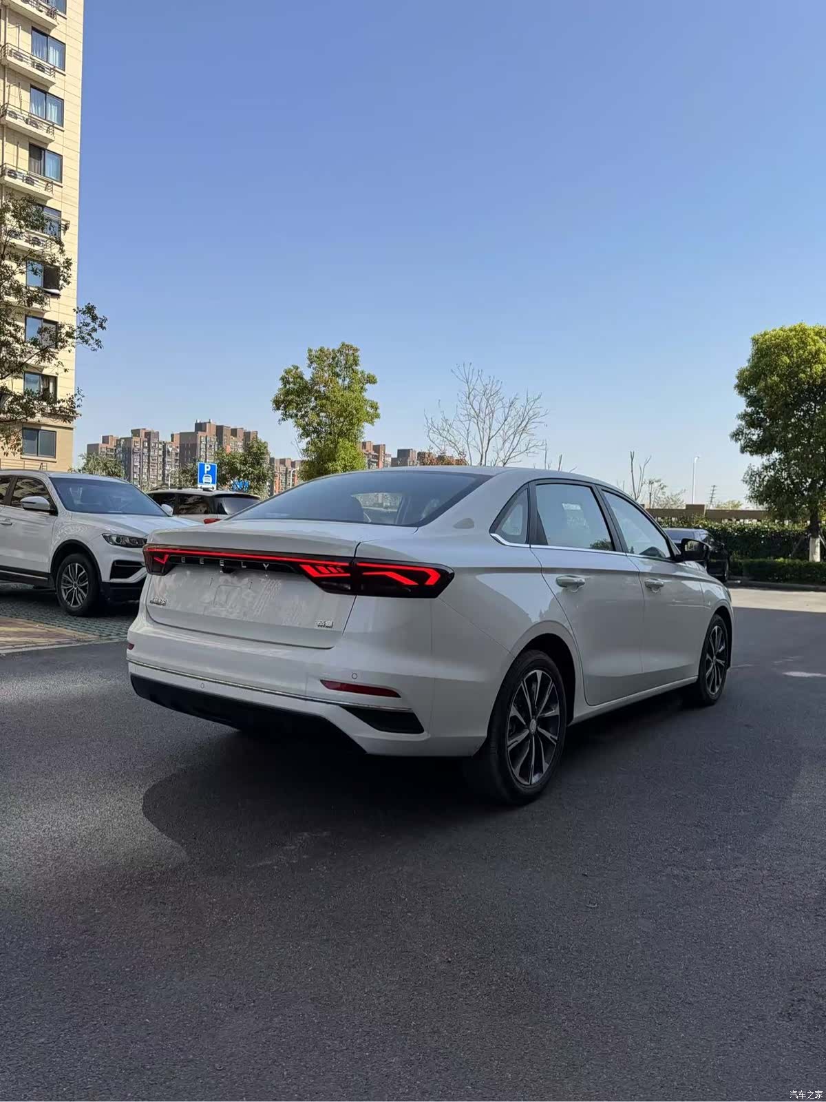 Geely Emgrand, 2021 7