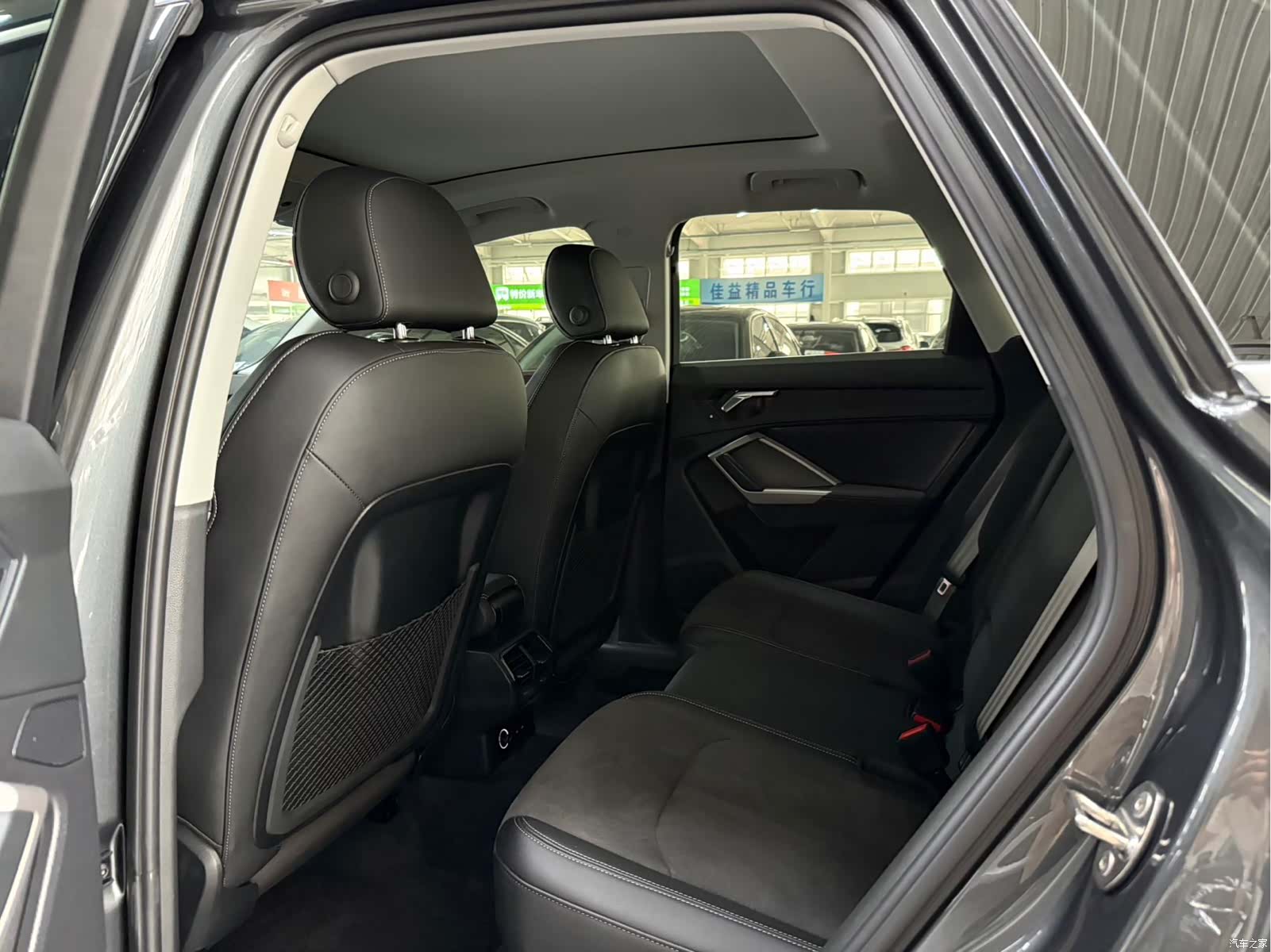 Audi Q3, 2023 6