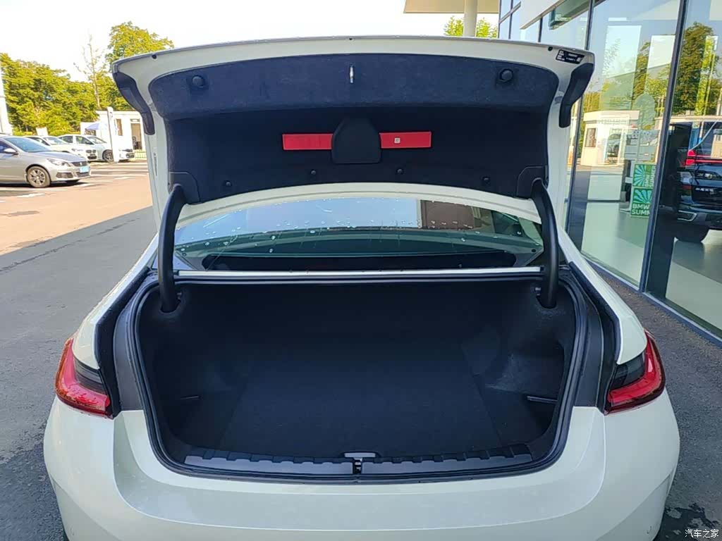 BMW i3, 2025 19