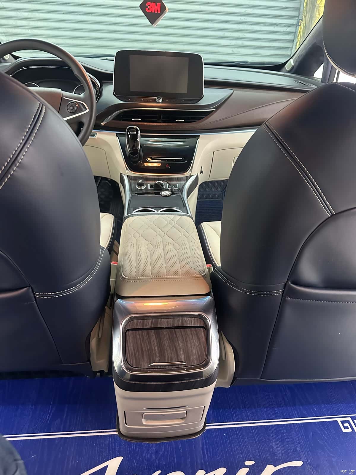Buick GL8, 2022 10