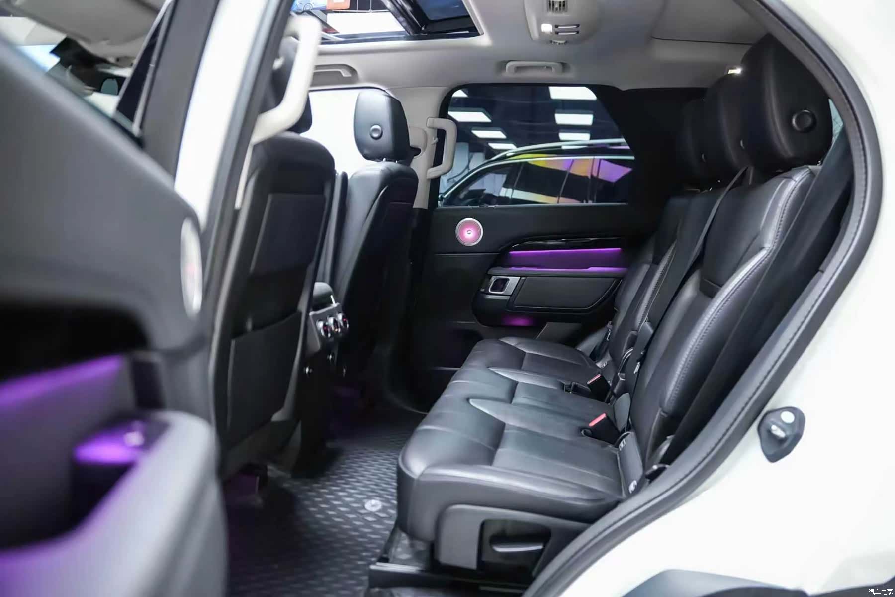 Land Rover Discovery, 2020 6