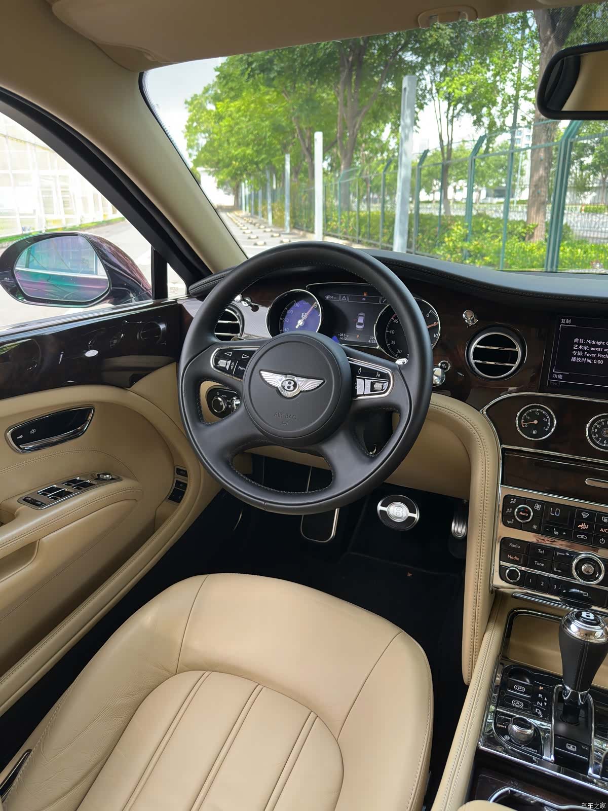 Bentley Mulsanne, 2016 21