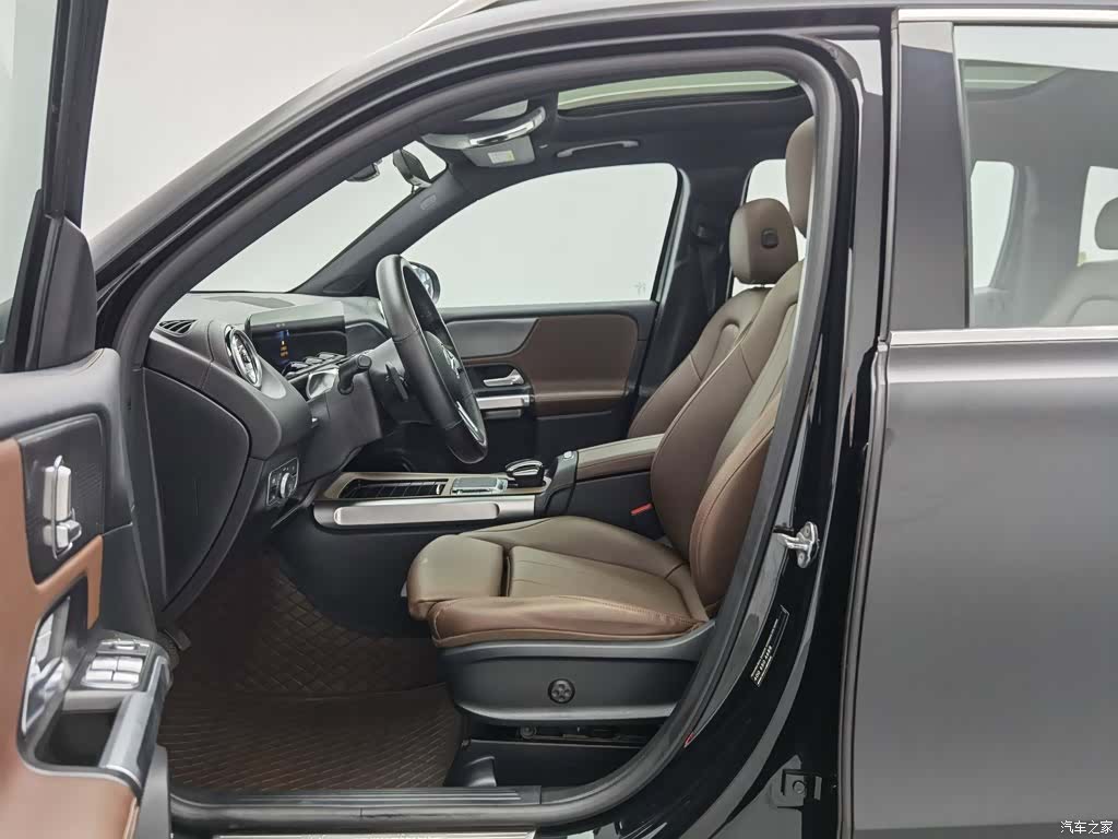 Mercedes-Benz GLB, 2022 10