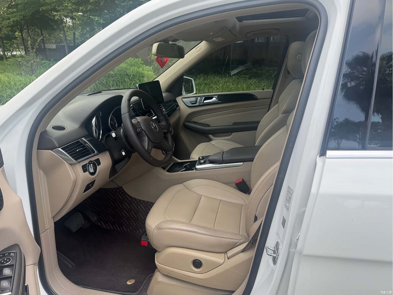 Mercedes-Benz M-Class, 2014 4
