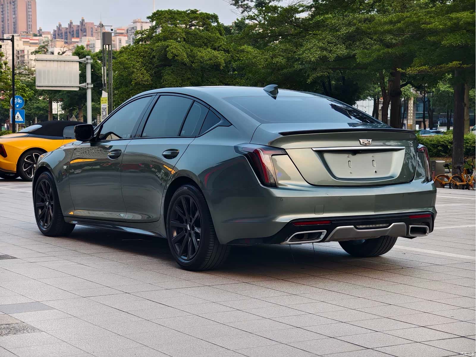 Cadillac CT5, 2024 все фото