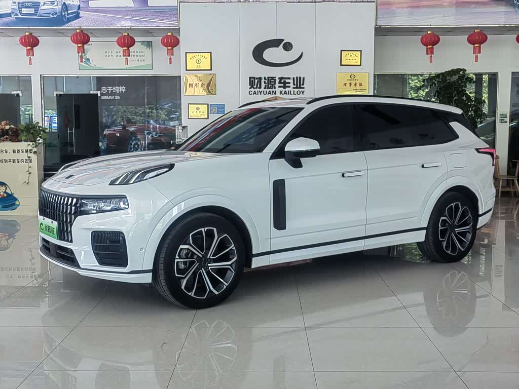 Lynk & Co 09 EM-P
